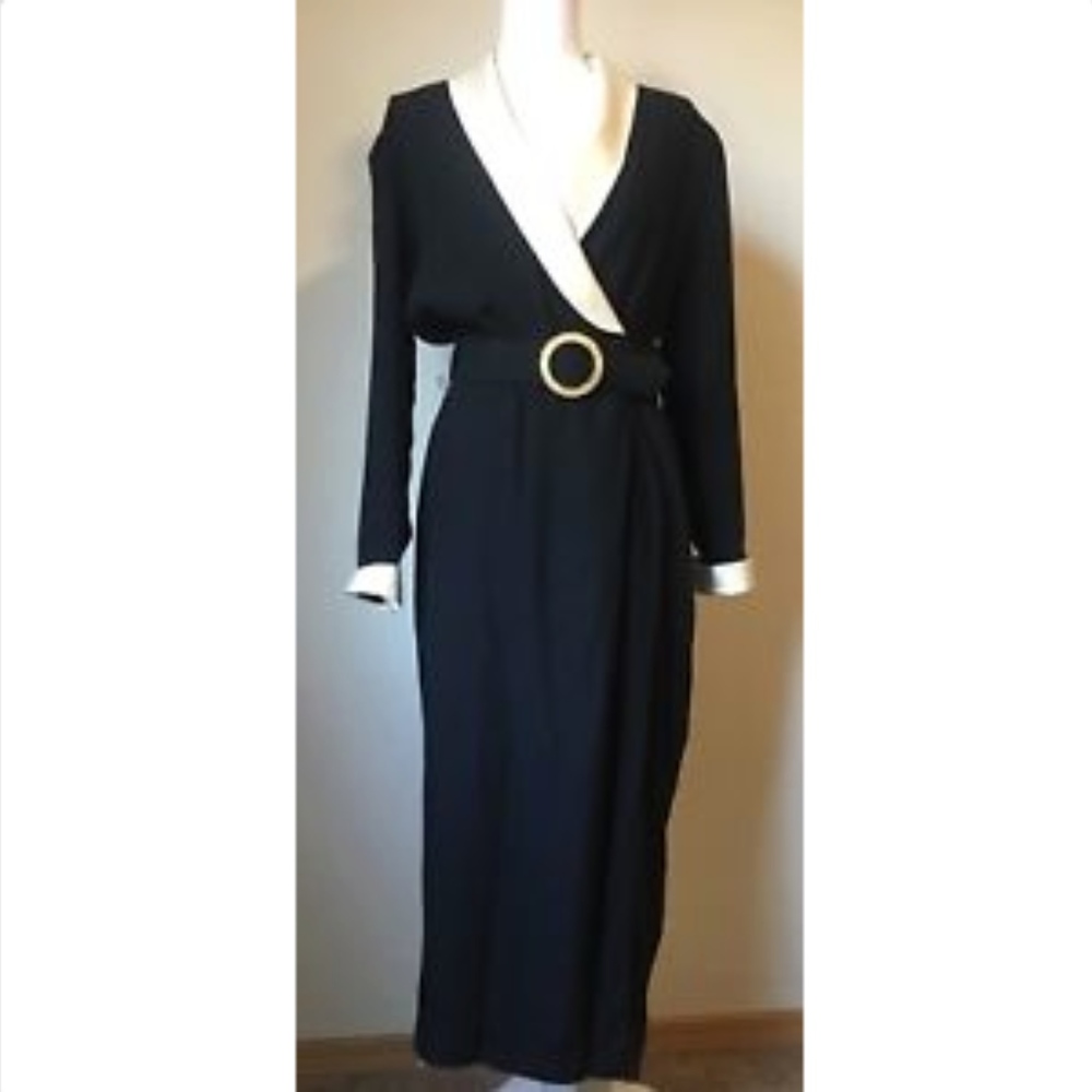 J.R. Nite by Caliendo Long Dress w/ Belt Size 9/10